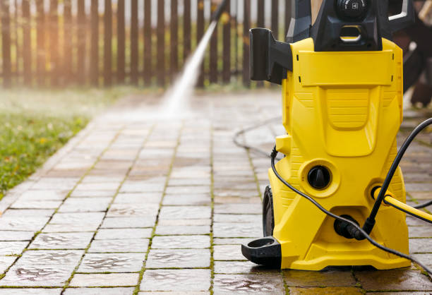 Best Pool Deck Cleaning  in Gulf Hills, MS